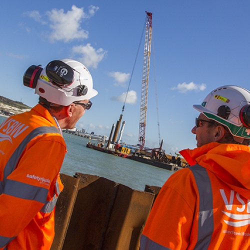 Experienced hires tile  640PX.jpg