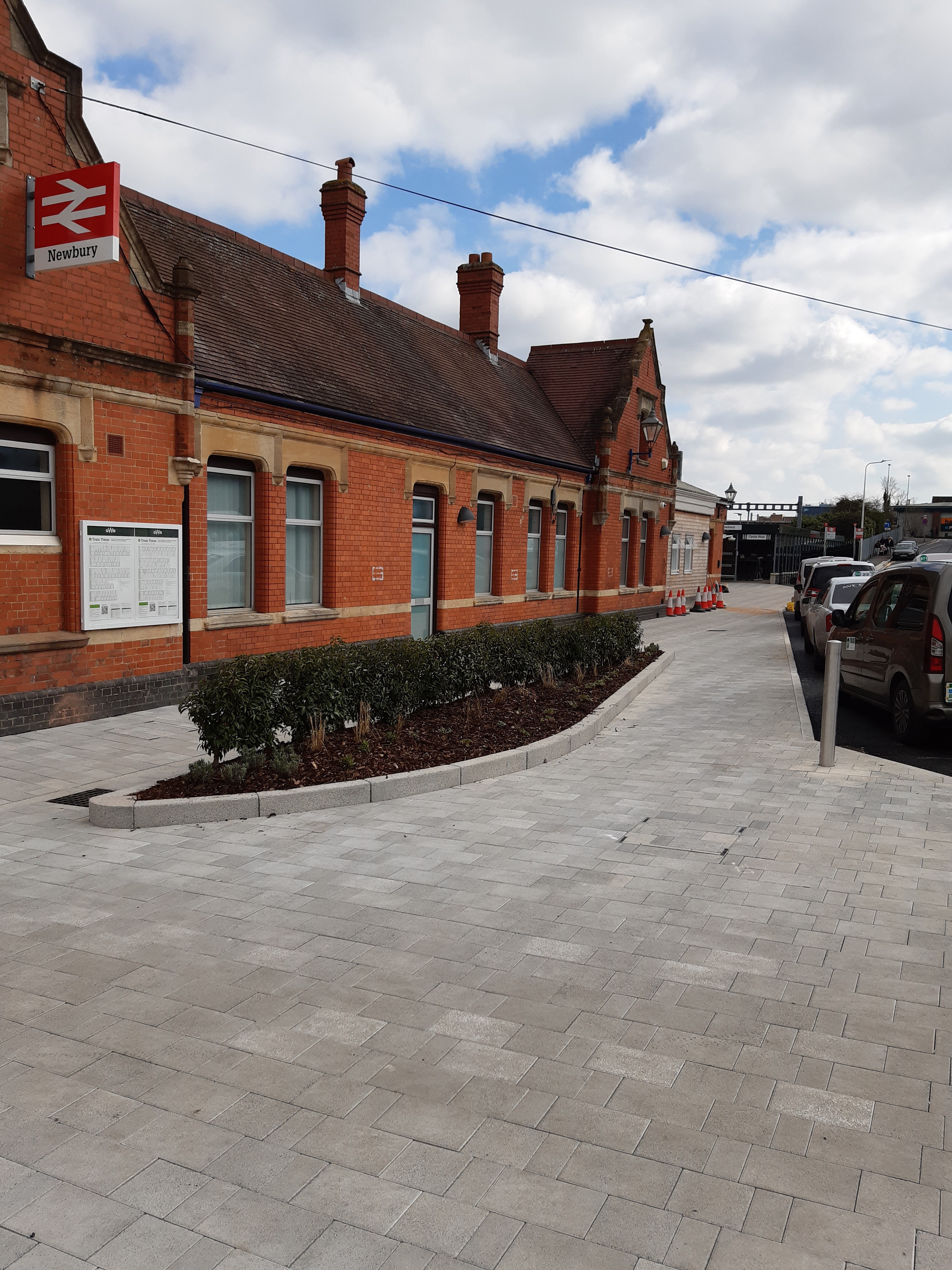 Newbury station road.jpg