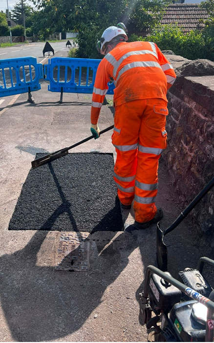Bath and North East Somerset pothole.png